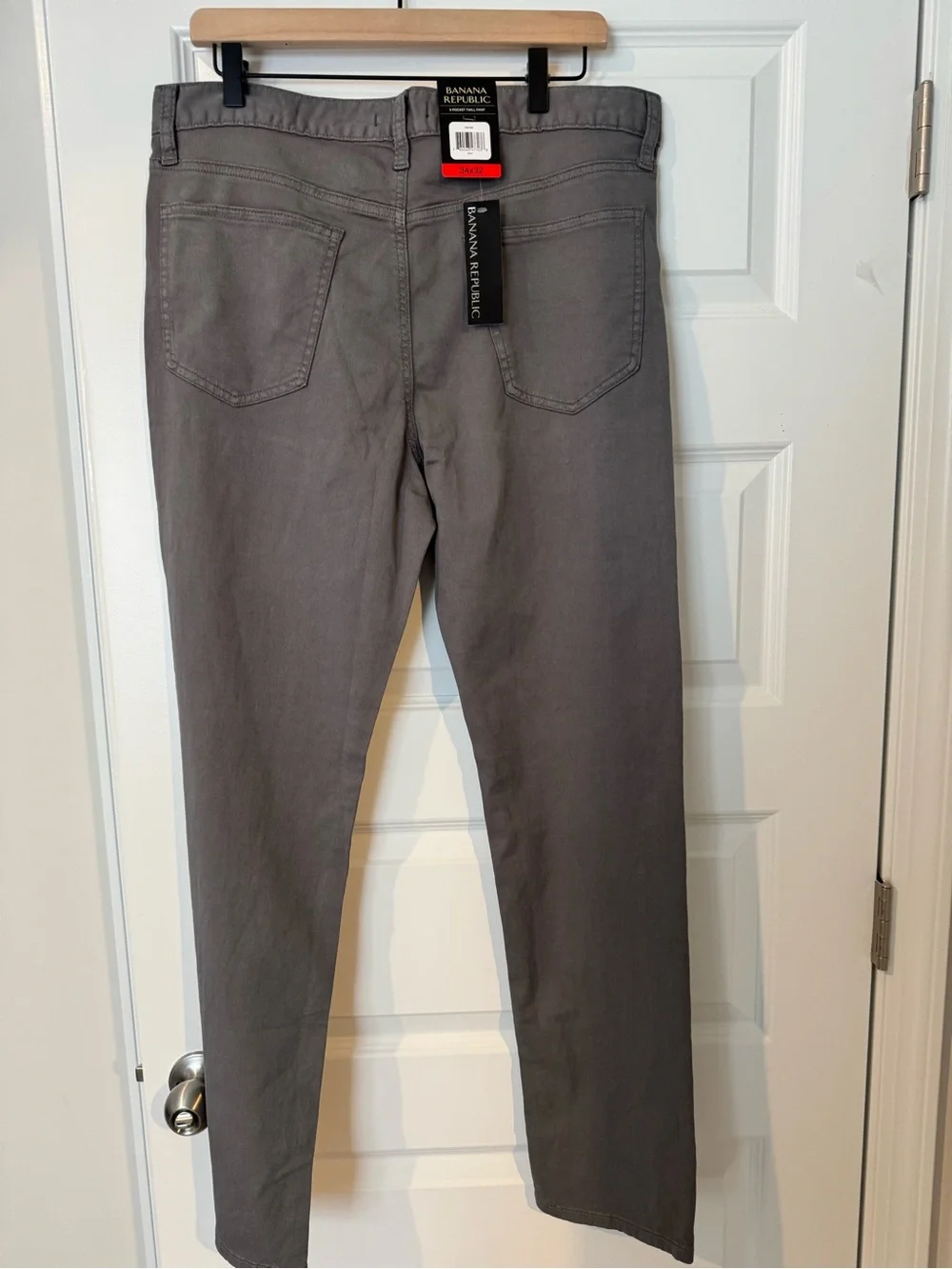 Banana Republic Slim Straight Jeans in Charcoal Gray